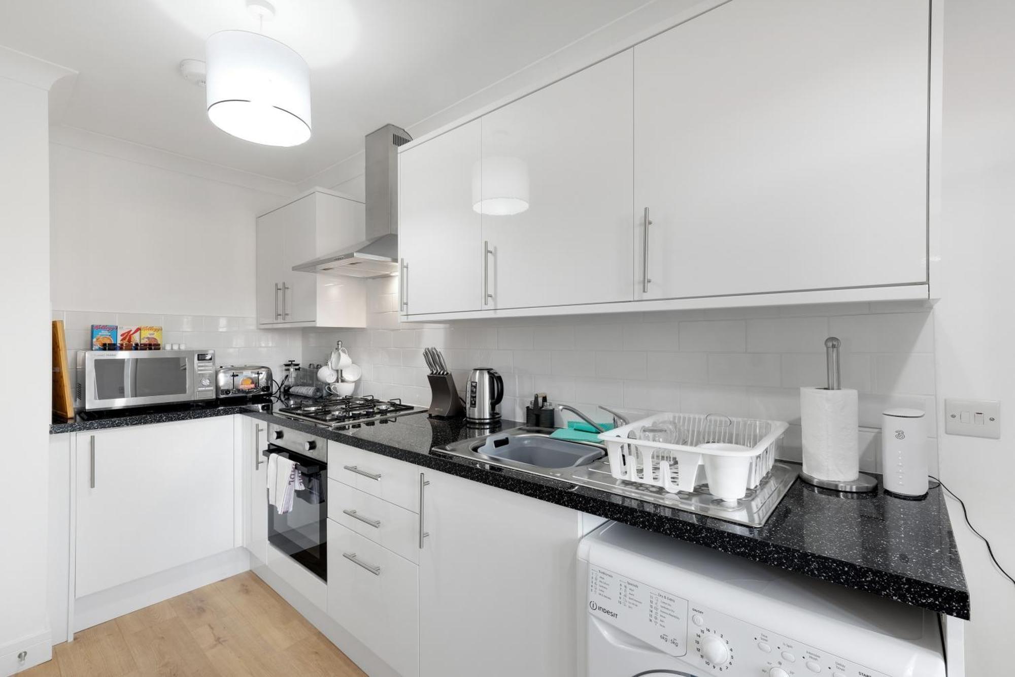 Pinewood Studios, Iver Slough Heathrow 1 & 2 Bedroom Apartments With Parking By Arista Living Luaran gambar